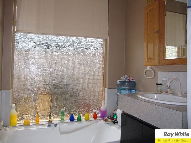 4 Ottawa Crescent, BEECHBORO WA 6063, Beechboro - Thumbnail 4