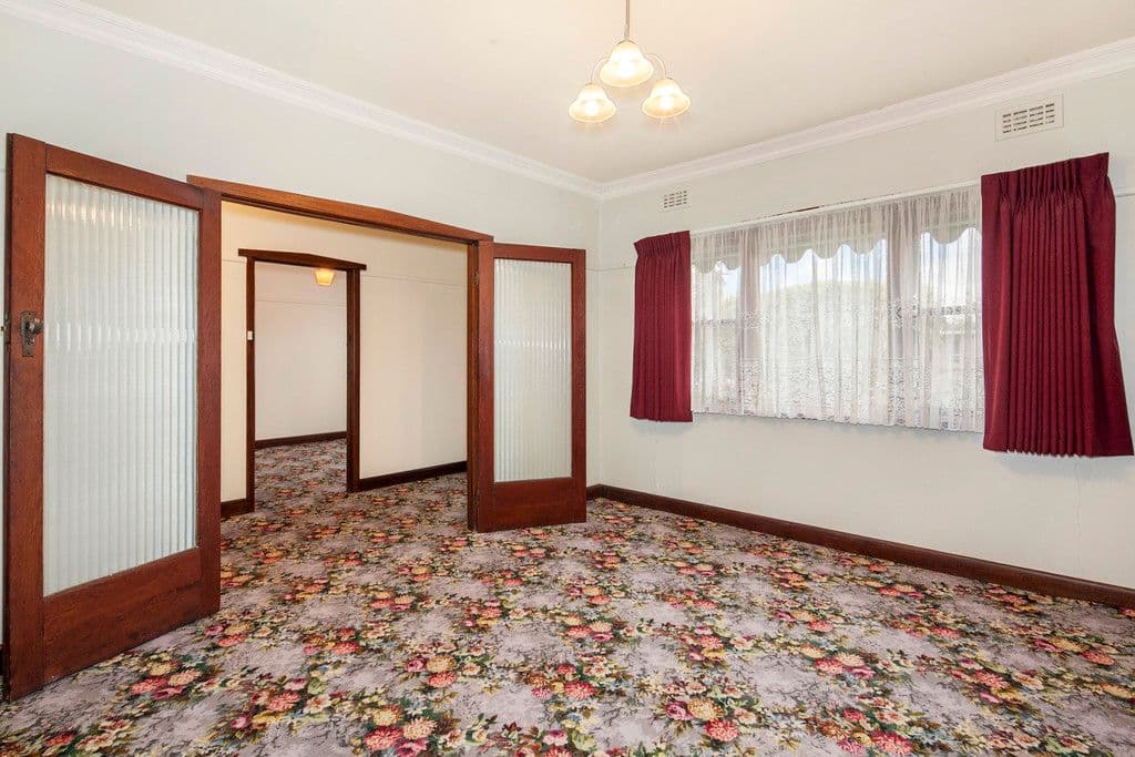 13 Alexandra Street, Sebastopol VIC 3356, Sebastopol - Thumbnail 2