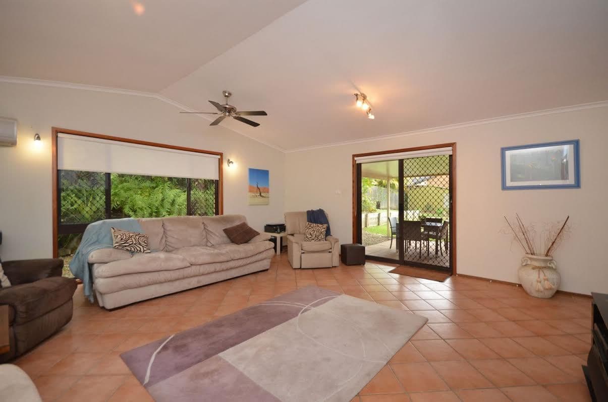 17 Hickey Way, Carrara QLD 4211, Carrara - Thumbnail 2