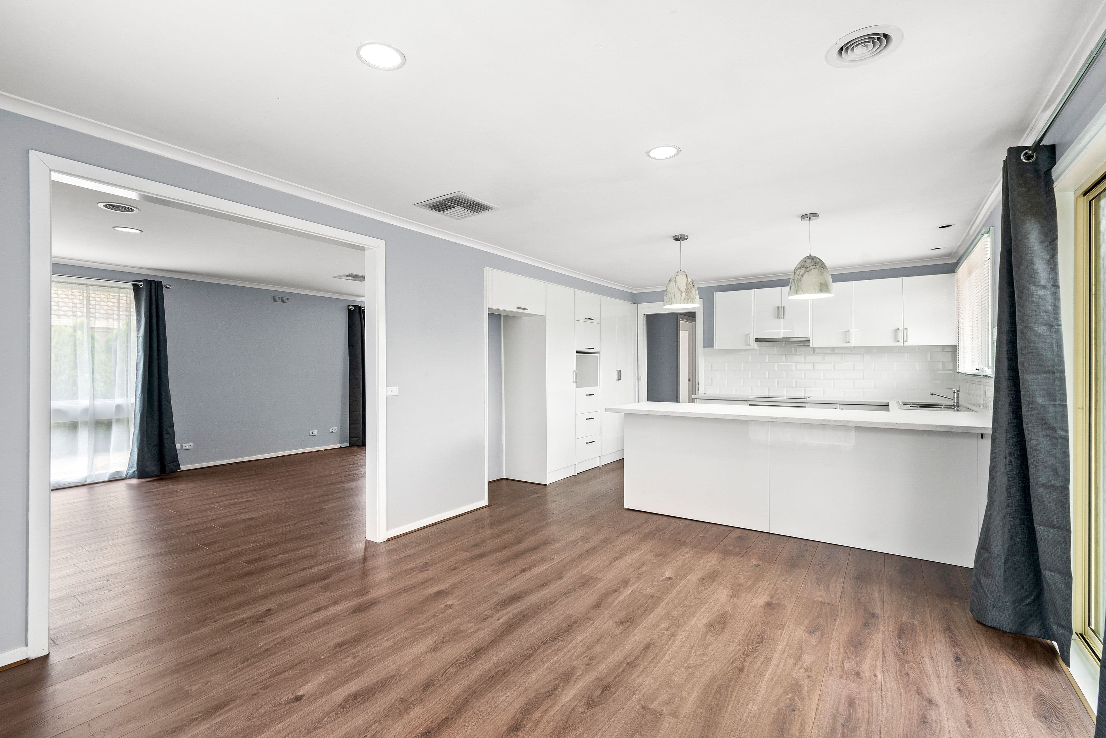 7 Simpson Avenue, Sunbury VIC 3429, Sunbury - Thumbnail 4