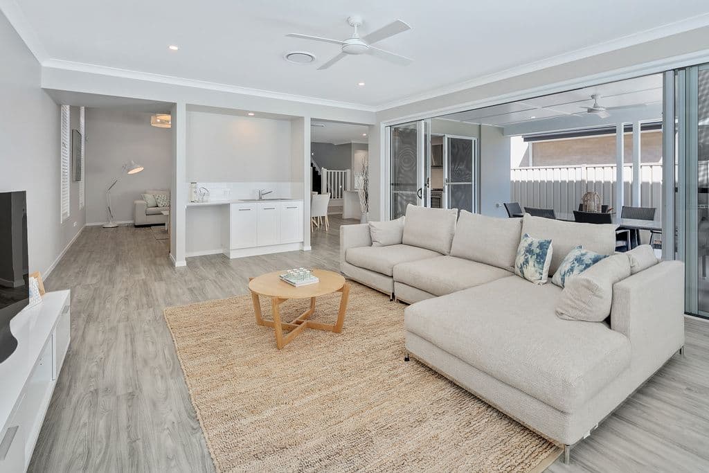 230 Wellington Street, Ormiston QLD 4160, Ormiston - Thumbnail 8