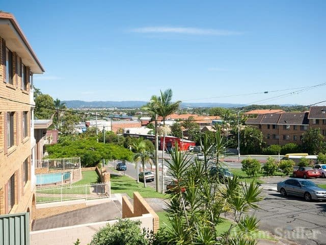 1 ' Balcombe Rise' 2 Stanley Street, BURLEIGH HEADS QLD 4220, Burleigh Heads - Thumbnail 3