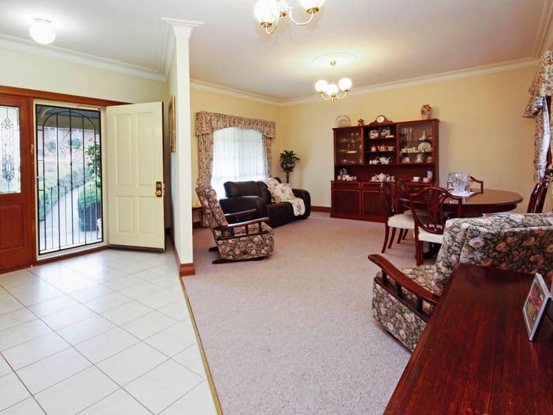 25 Monterey Drive, WAURN PONDS VIC 3216, Waurn Ponds - Thumbnail 4