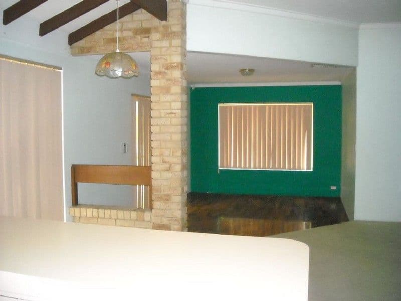 4 Tagus Court, BEECHBORO WA 6063, Beechboro - Thumbnail 2