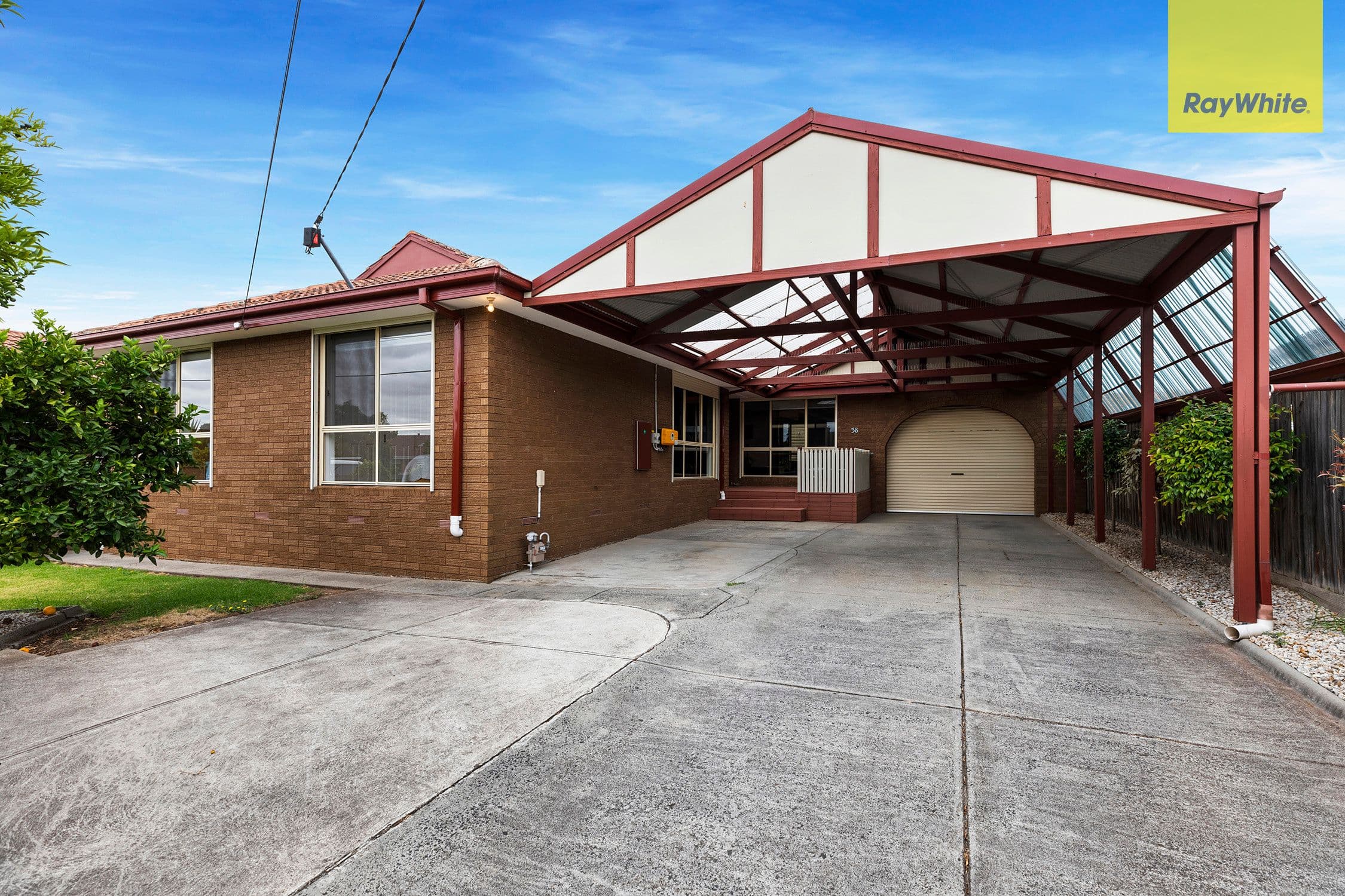38 Emily Street, St Albans VIC 3021, St Albans - Thumbnail 2