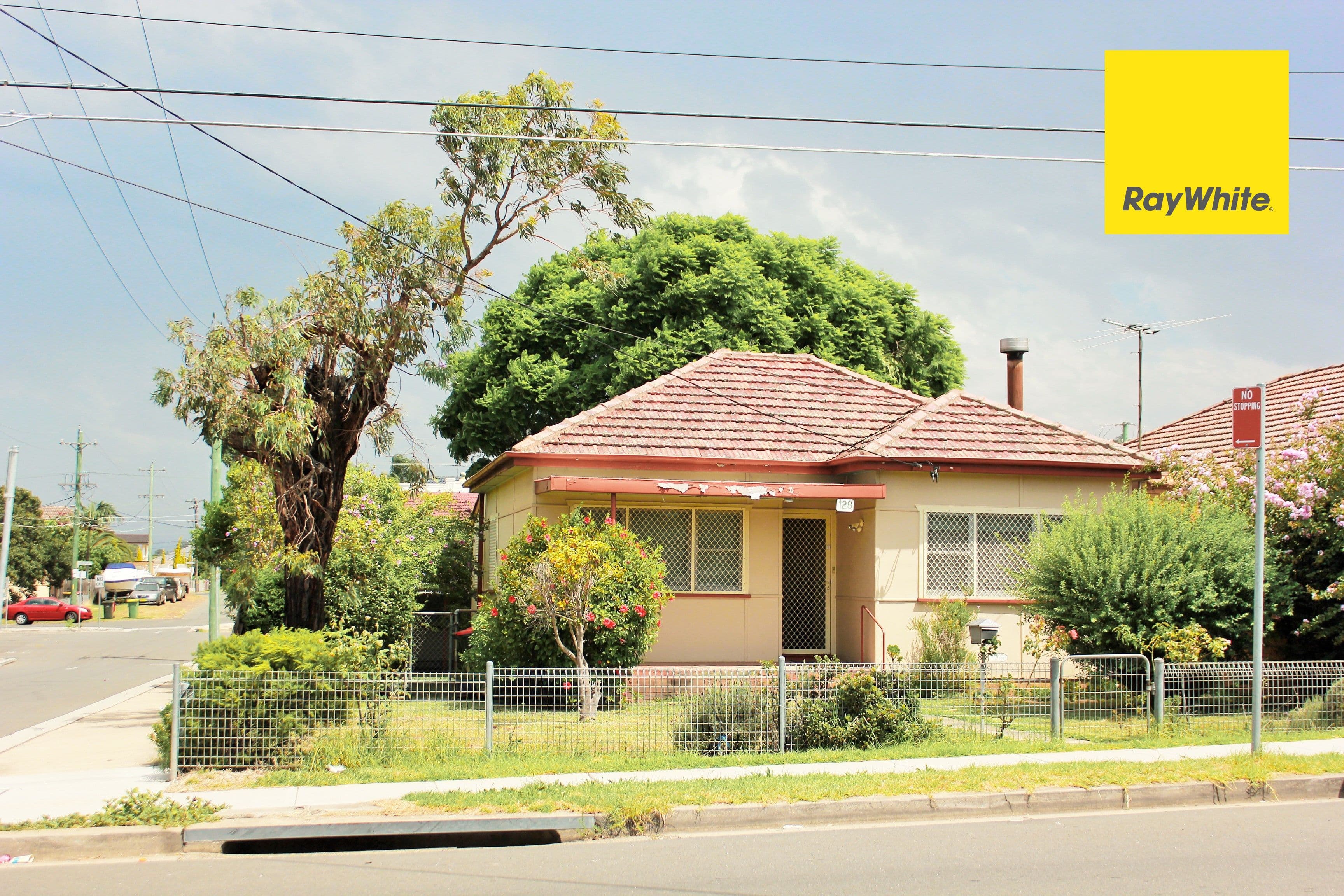 128 Torrens Street, Canley Heights - Image 1
