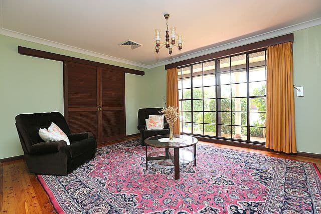 4 Walther Avenue, Bass Hill NSW 2197, Bass Hill - Thumbnail 2