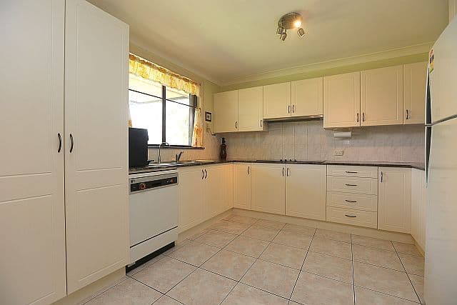 4 Walther Avenue, Bass Hill NSW 2197, Bass Hill - Thumbnail 5