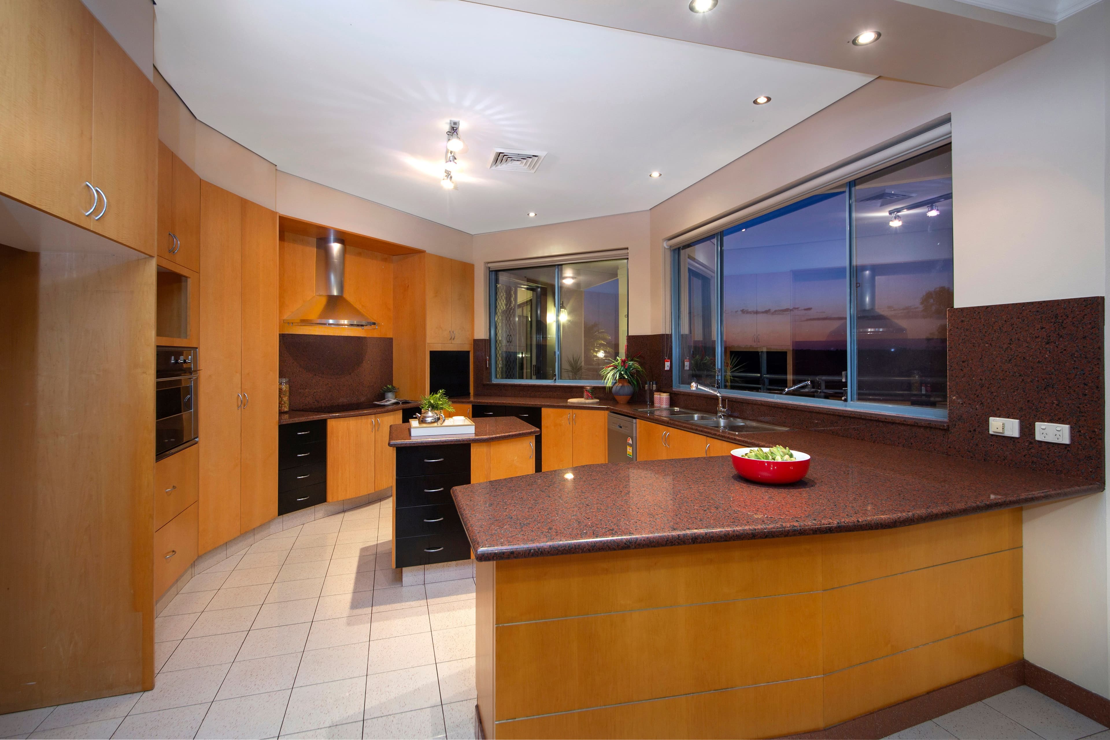 9 Lomandra Place, Alfords Point - Thumbnail 4