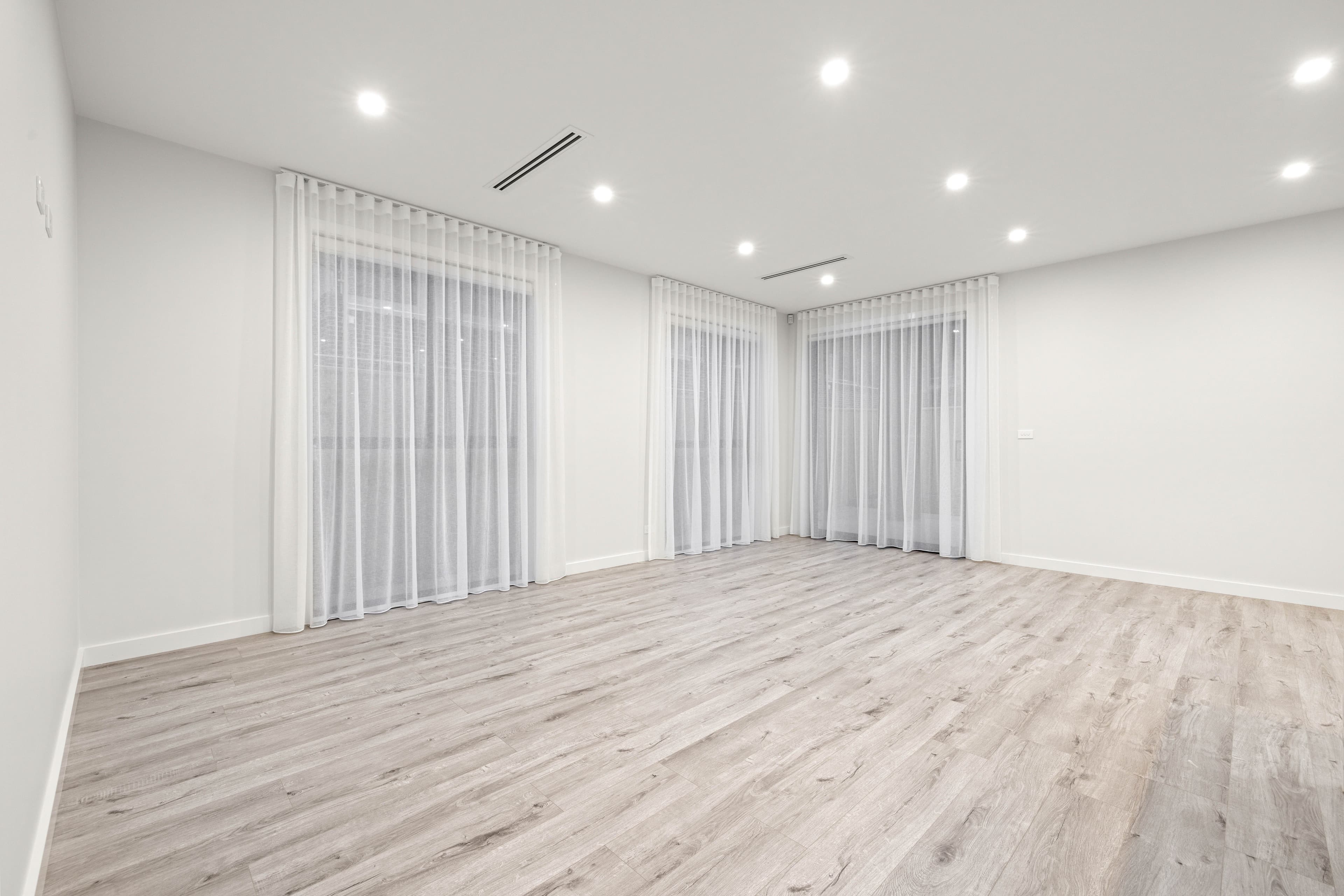 3 Cygnet Way, Mickleham VIC 3064, Mickleham - Thumbnail 2