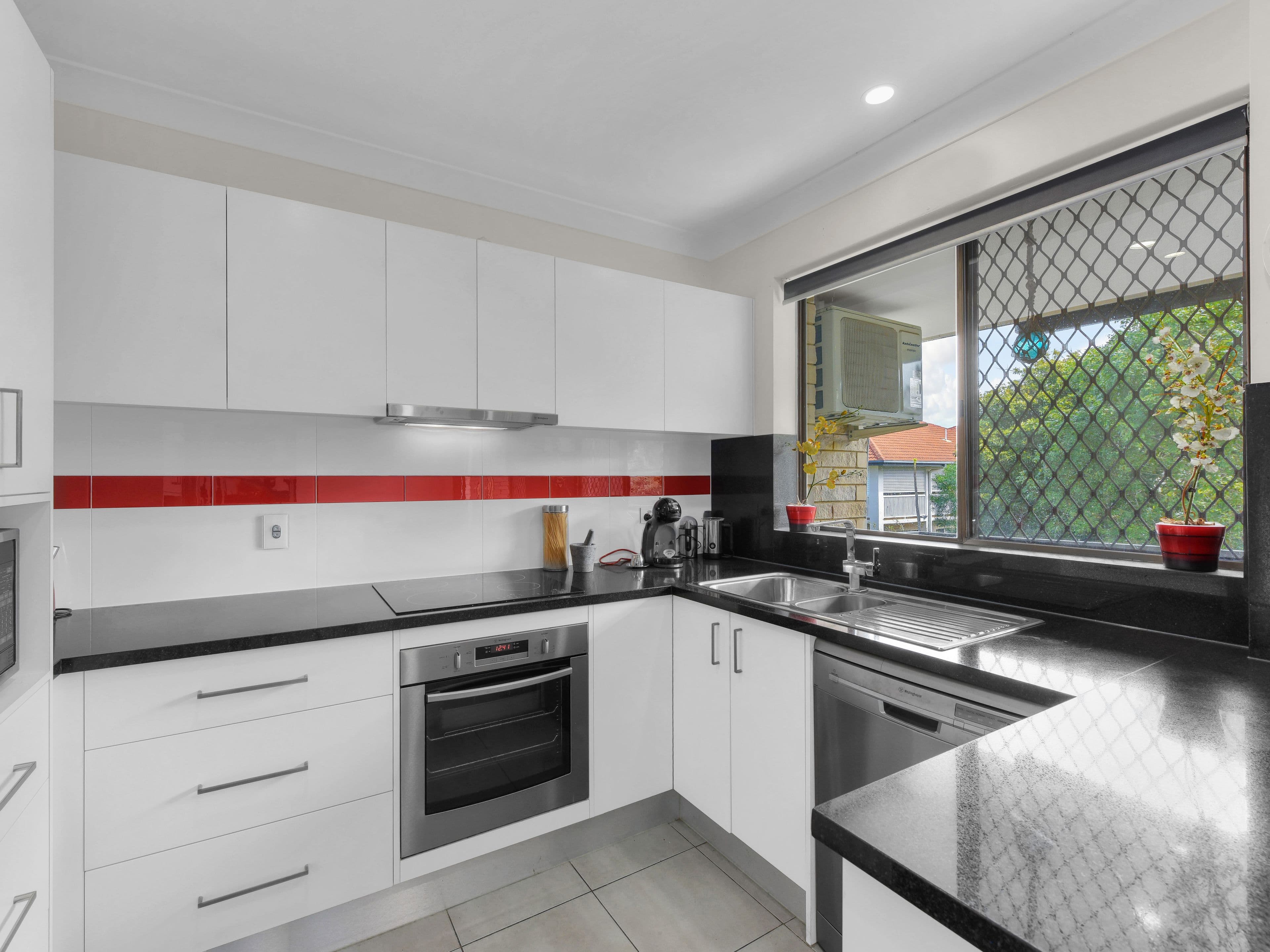 42 Bonney Avenue, Clayfield QLD 4011, Clayfield - Thumbnail 5