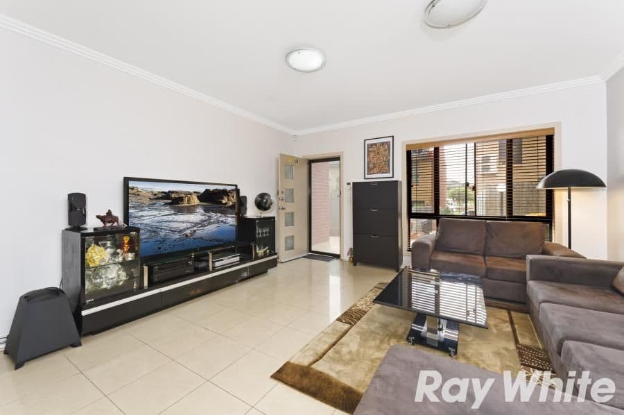 38 Wynyard Street, GUILDFORD NSW 2161, Guildford - Thumbnail 2