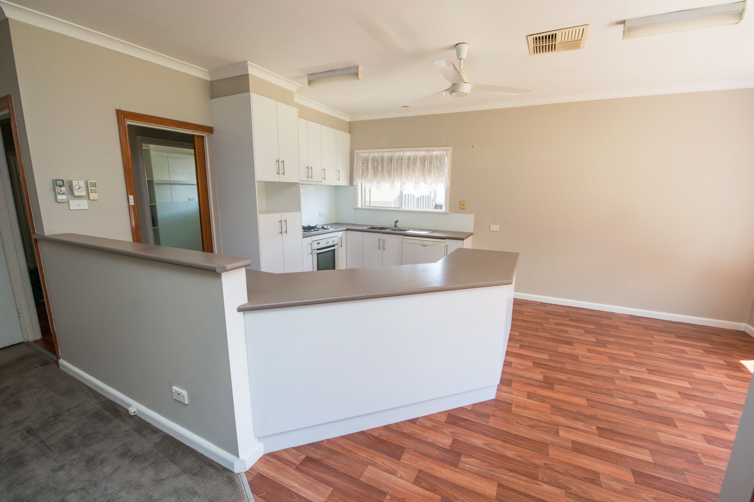 22 Holloway Grove, Swan Hill VIC 3585, Swan Hill - Thumbnail 3