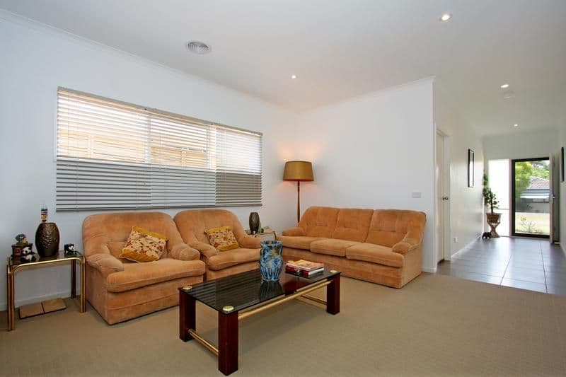 108  Fifth Avenue, ROSEBUD VIC 3939, Rosebud - Thumbnail 2