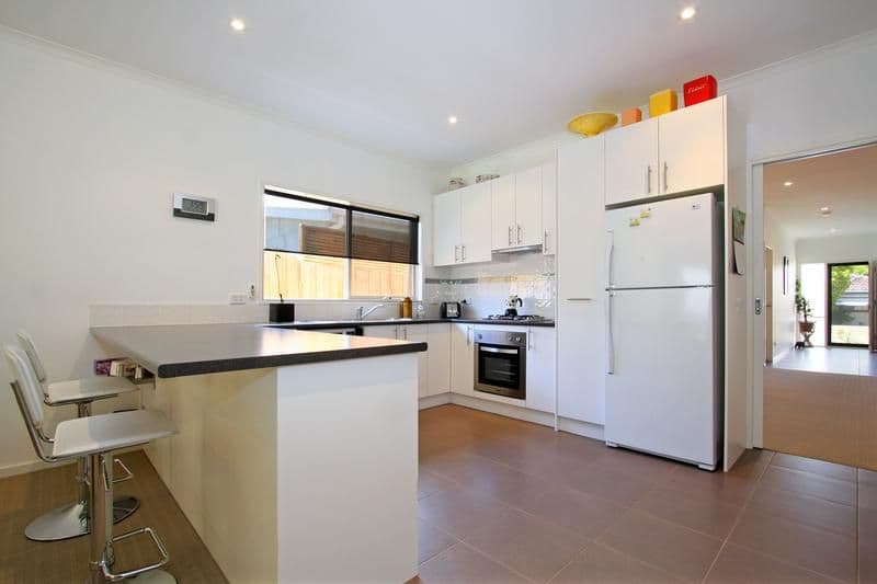 108  Fifth Avenue, ROSEBUD VIC 3939, Rosebud - Thumbnail 3
