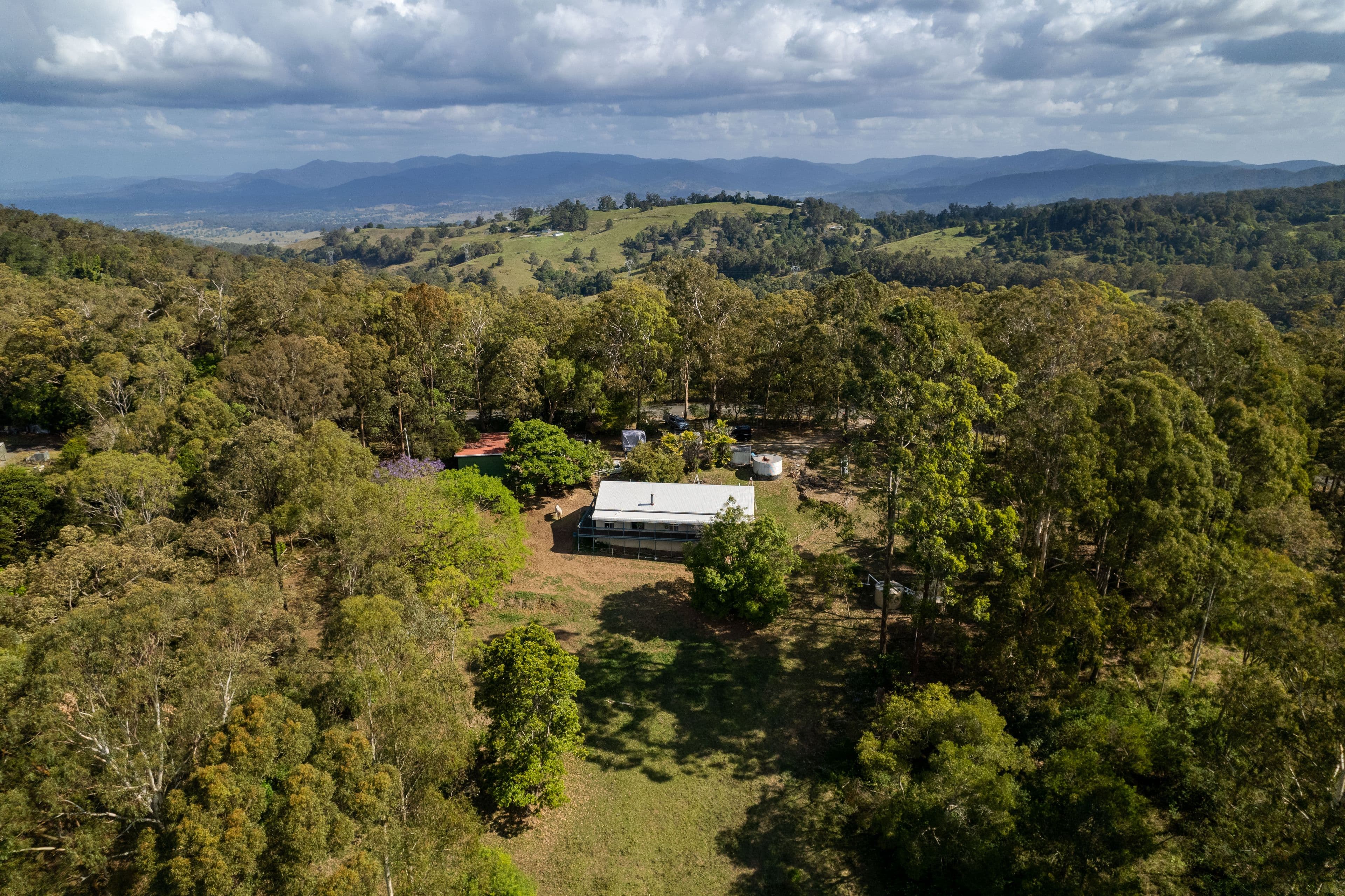 8 Seaview Court, Ocean View QLD 4521, Ocean View - Thumbnail 4