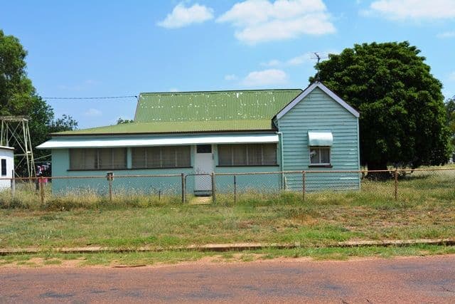 38 Hawthorn Street, Blackall QLD 4472, Blackall - Image 1