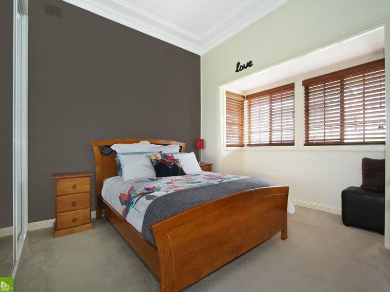 17 Woodland Avenue, Thirroul - Thumbnail 3