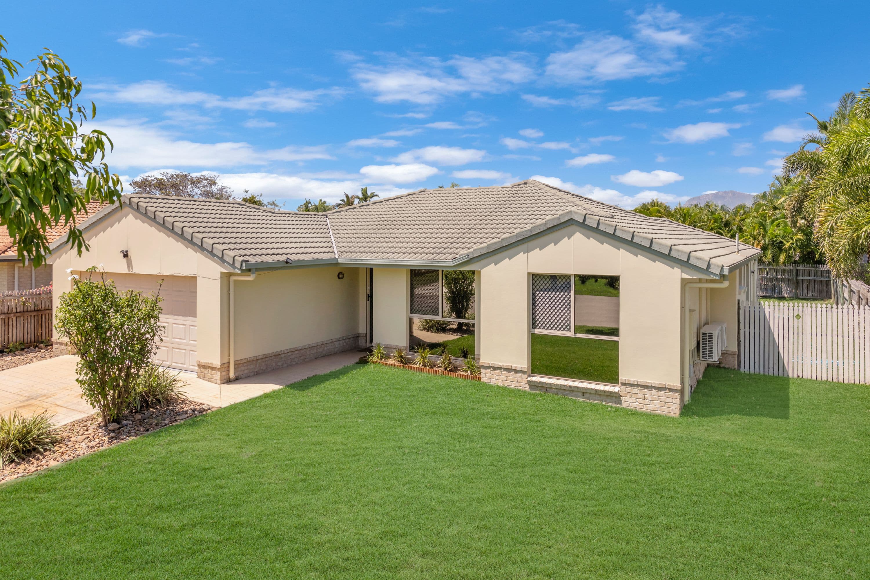 14 Dickenson Place, Kirwan QLD 4817, Kirwan - Thumbnail 3