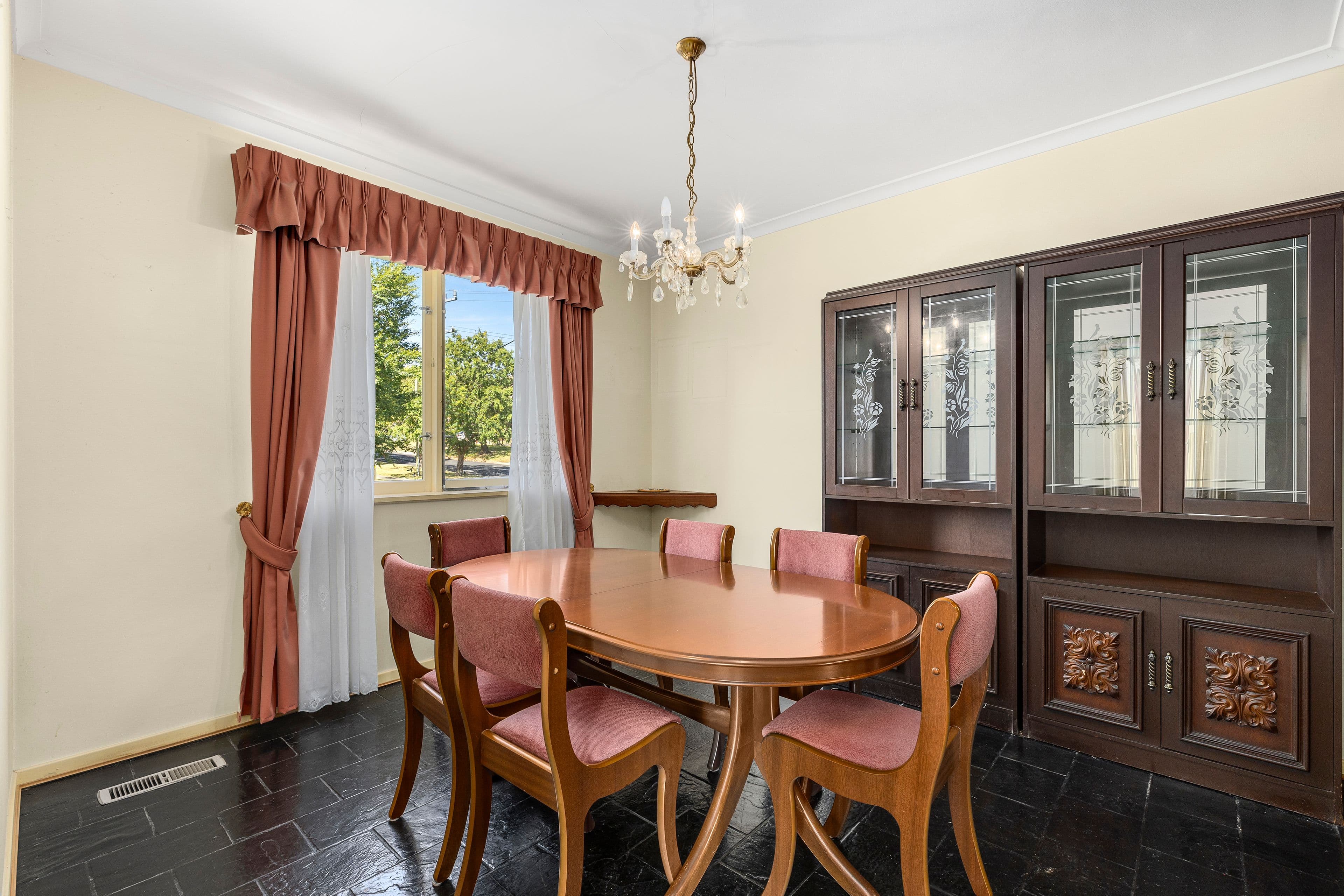 35 Sunnybar Parade, Queanbeyan NSW 2620, Karabar - Thumbnail 4