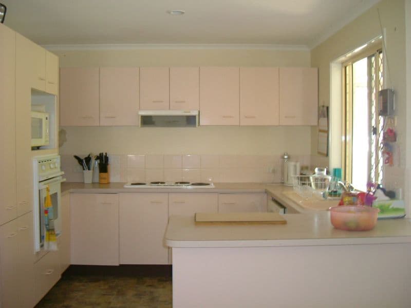 3  Mooloolah Court, HILLCREST QLD 4118, Hillcrest - Thumbnail 2