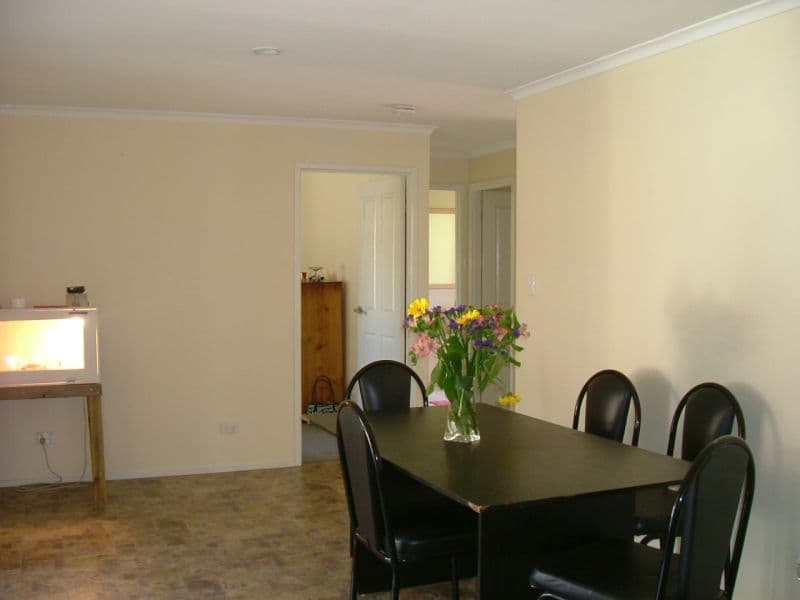 3  Mooloolah Court, HILLCREST QLD 4118, Hillcrest - Thumbnail 3