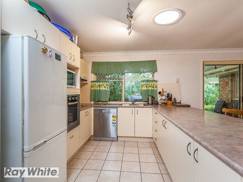 10 Clarendon Street, Strathpine QLD 4500, Strathpine - Thumbnail 7