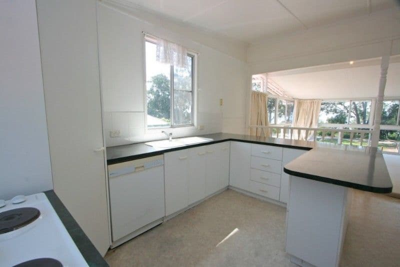 18 Colombo Street, Wishart, QLD, 4122, Wishart - Thumbnail 3