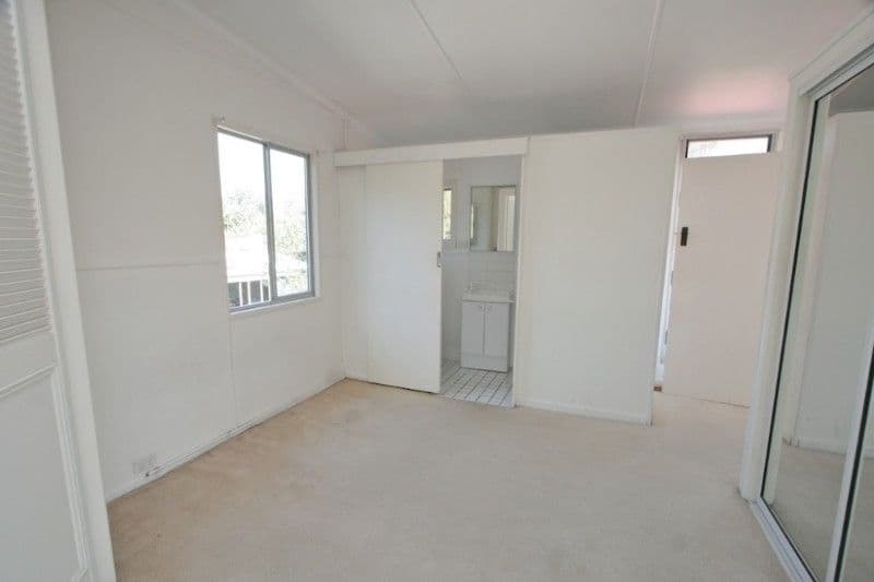18 Colombo Street, Wishart, QLD, 4122, Wishart - Thumbnail 7