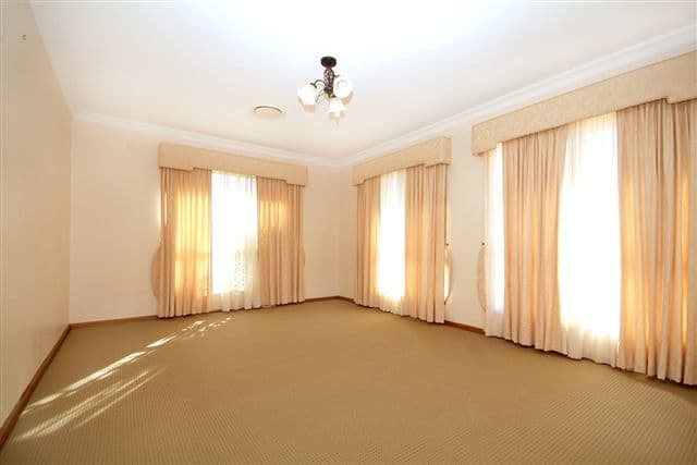 3 Drumcoes Court, MIDDLE RIDGE QLD 4350, Middle Ridge - Thumbnail 2