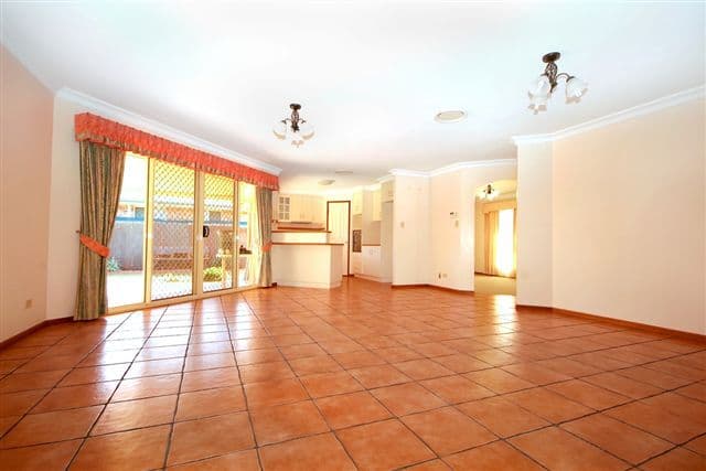 3 Drumcoes Court, MIDDLE RIDGE QLD 4350, Middle Ridge - Thumbnail 4