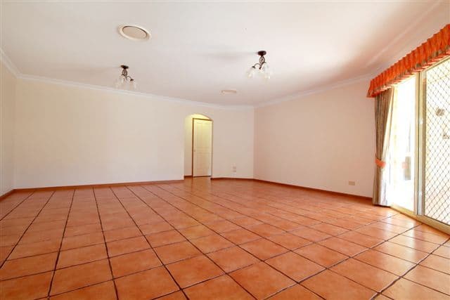 3 Drumcoes Court, MIDDLE RIDGE QLD 4350, Middle Ridge - Thumbnail 8
