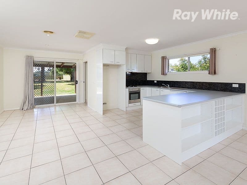 115 Hawkins Street, Howlong NSW 2643, Howlong - Thumbnail 4