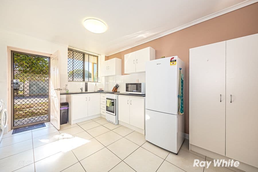 8 Winston Drive, Bongaree QLD 4507, Bongaree - Thumbnail 3