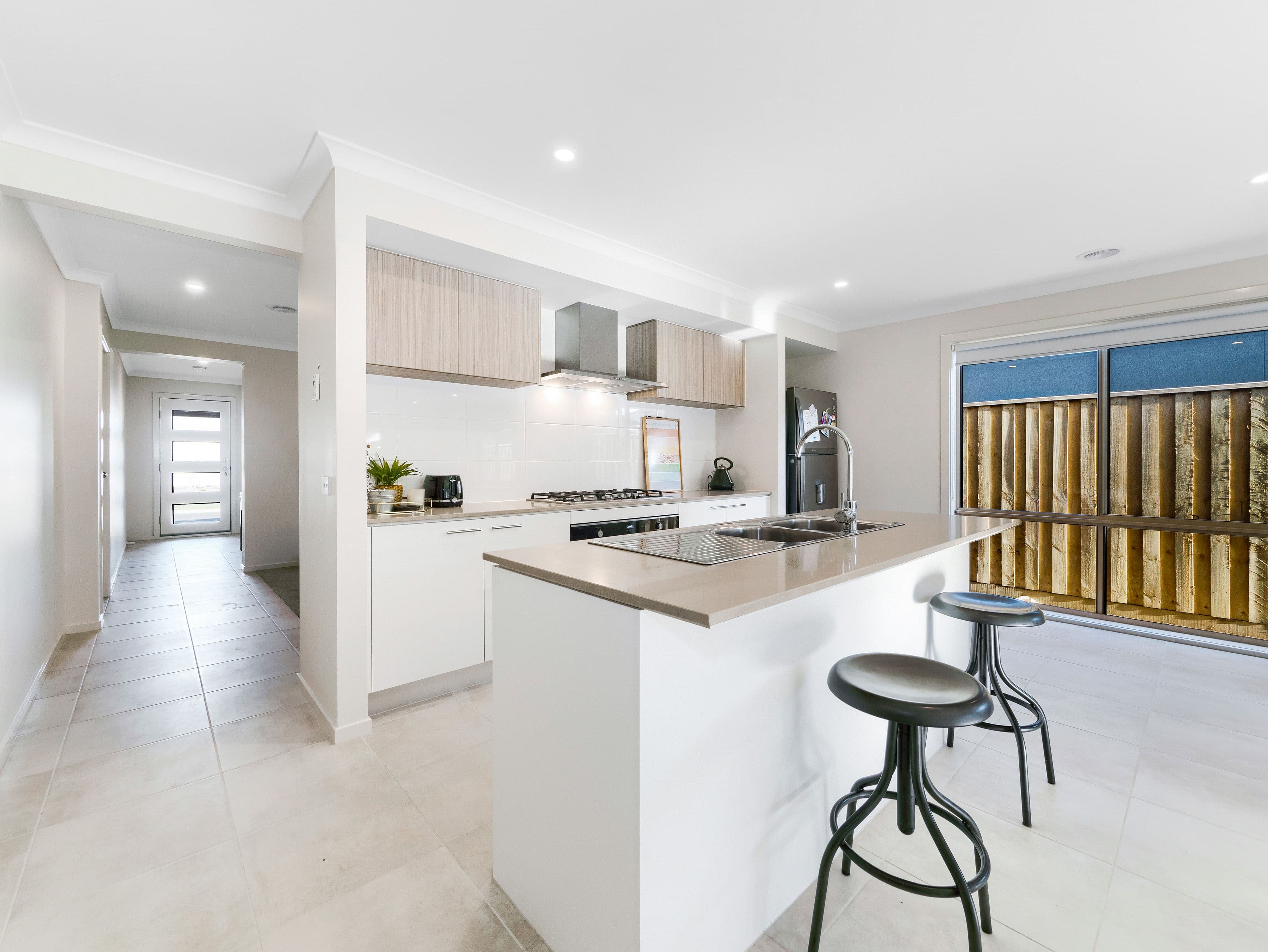 6 Praise Street, Clyde North VIC 3978, Clyde North - Thumbnail 5