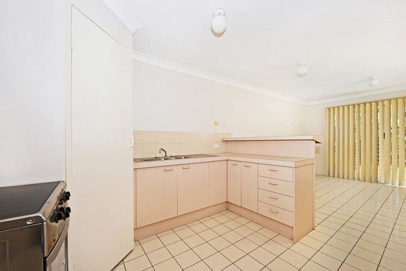 1384 Gold Coast Highway, PALM BEACH QLD 4221, Palm Beach - Thumbnail 2