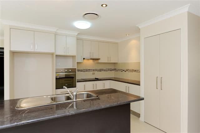 110 Penda Avenue, GLADSTONE QLD 4680, Gladstone Central - Thumbnail 3
