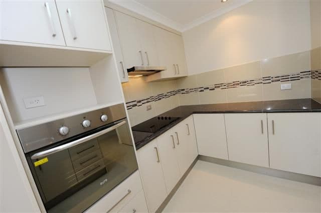 110 Penda Avenue, GLADSTONE QLD 4680, Gladstone Central - Thumbnail 4