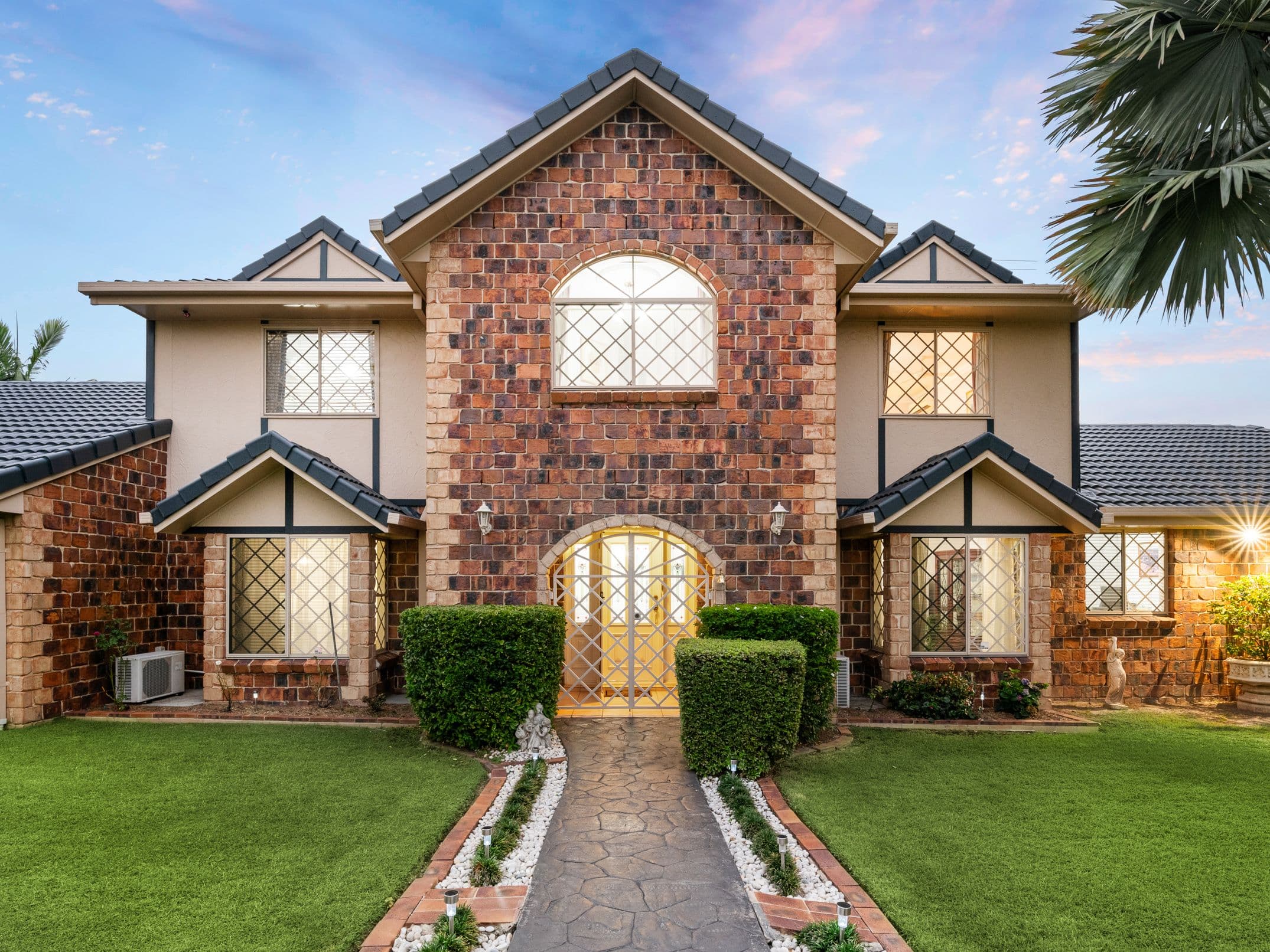 99 Lake Eyre Crescent, Parkinson QLD 4115, Parkinson - Thumbnail 3