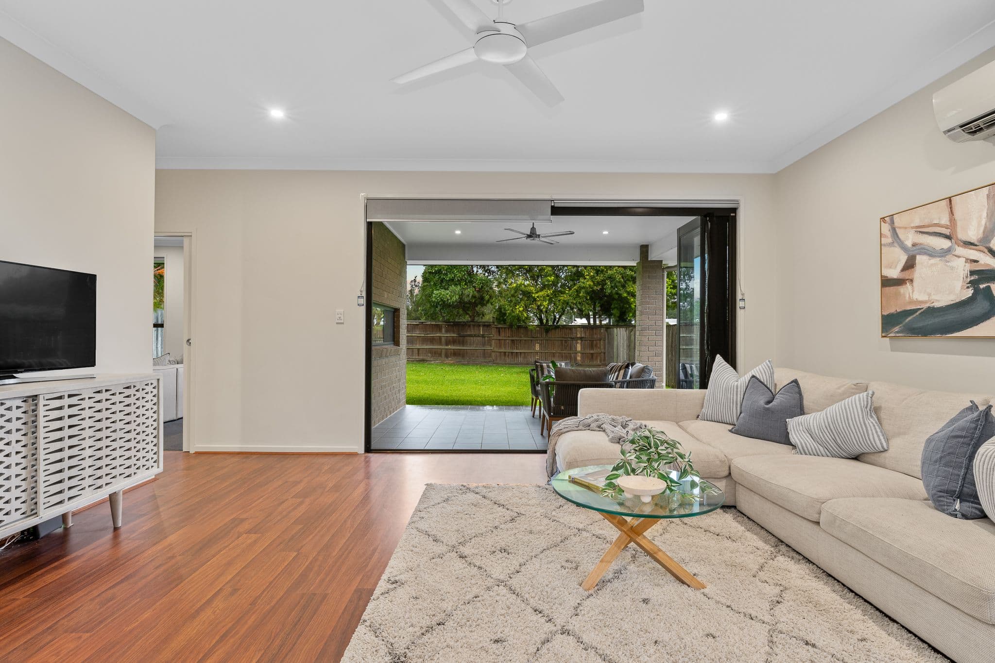 472 Gainsborough Drive, Pimpama QLD 4209, Pimpama - Thumbnail 3