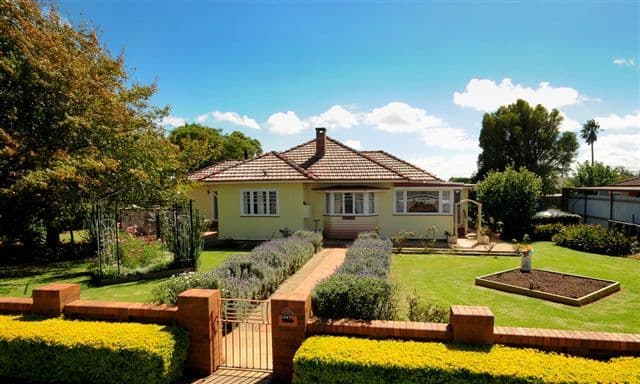447 Stenner Street, HARRISTOWN QLD 4350, Harristown - Image 1