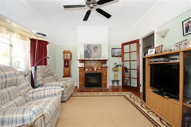 447 Stenner Street, HARRISTOWN QLD 4350, Harristown - Thumbnail 2