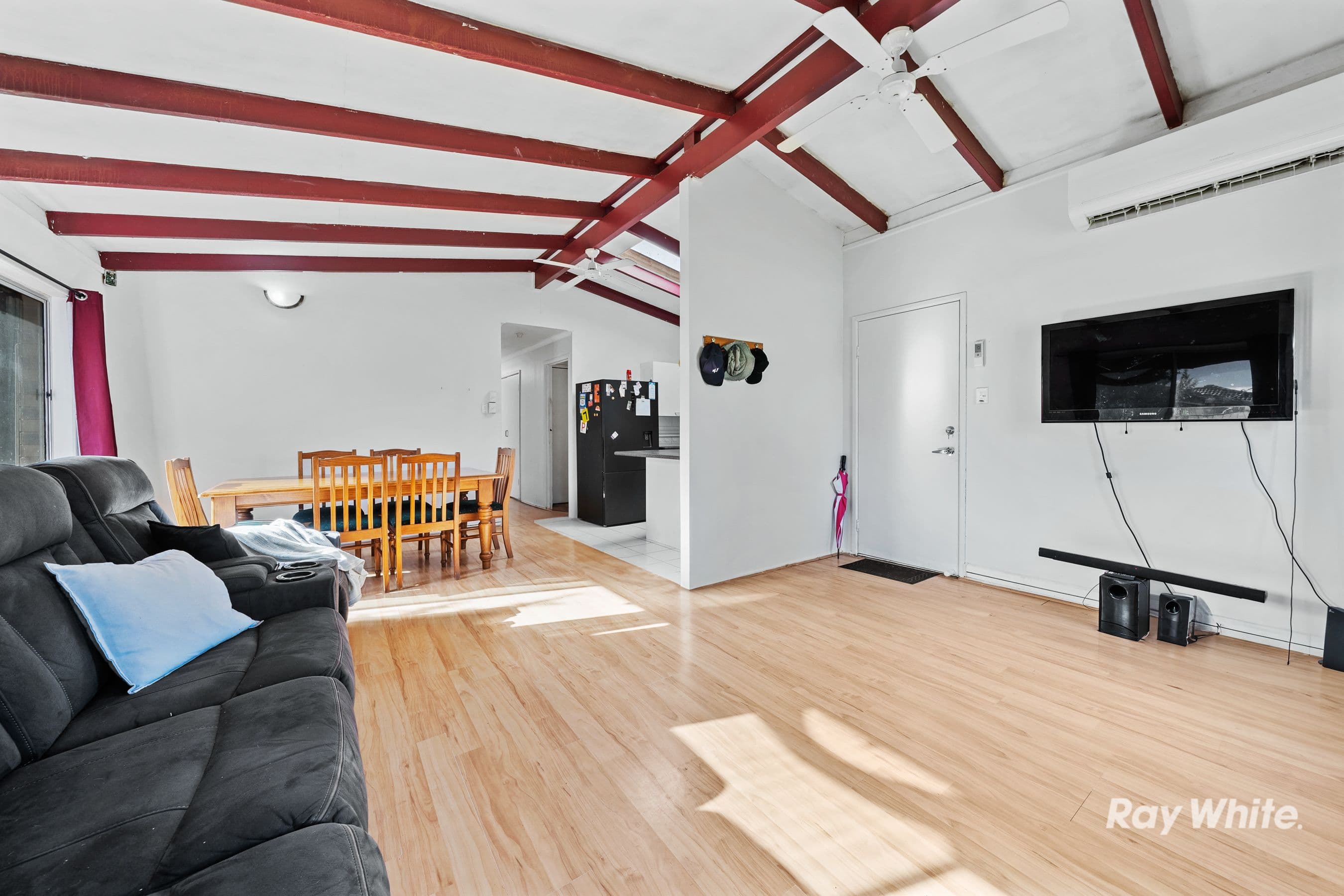 22 Vansittart Road, Regents Park QLD 4118, Regents Park - Thumbnail 3
