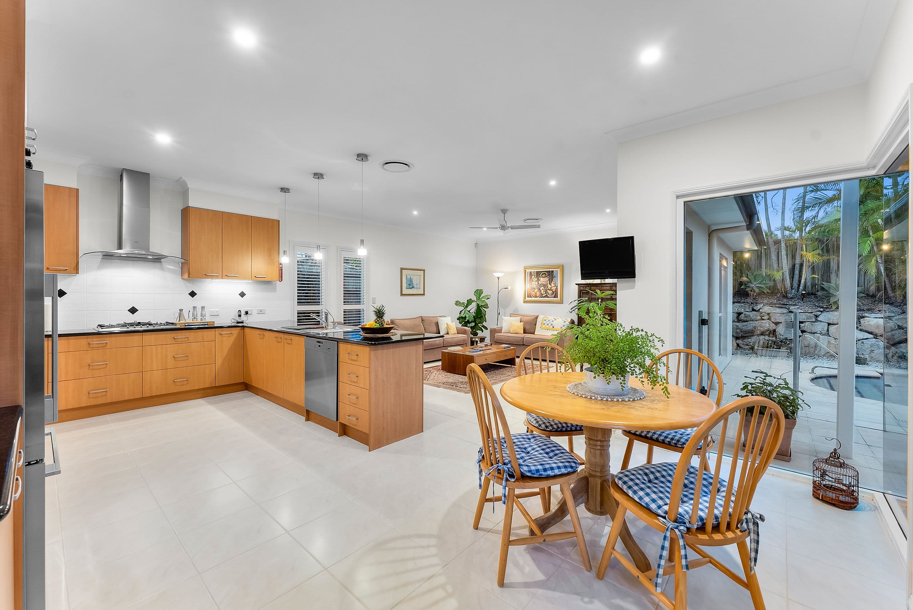 16 Dotterel Crescent, North Lakes QLD 4509, North Lakes - Thumbnail 7