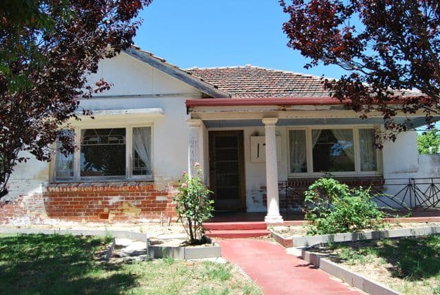 17 Pitchford Avenue, MADDINGTON WA 6109, Maddington - Image 1