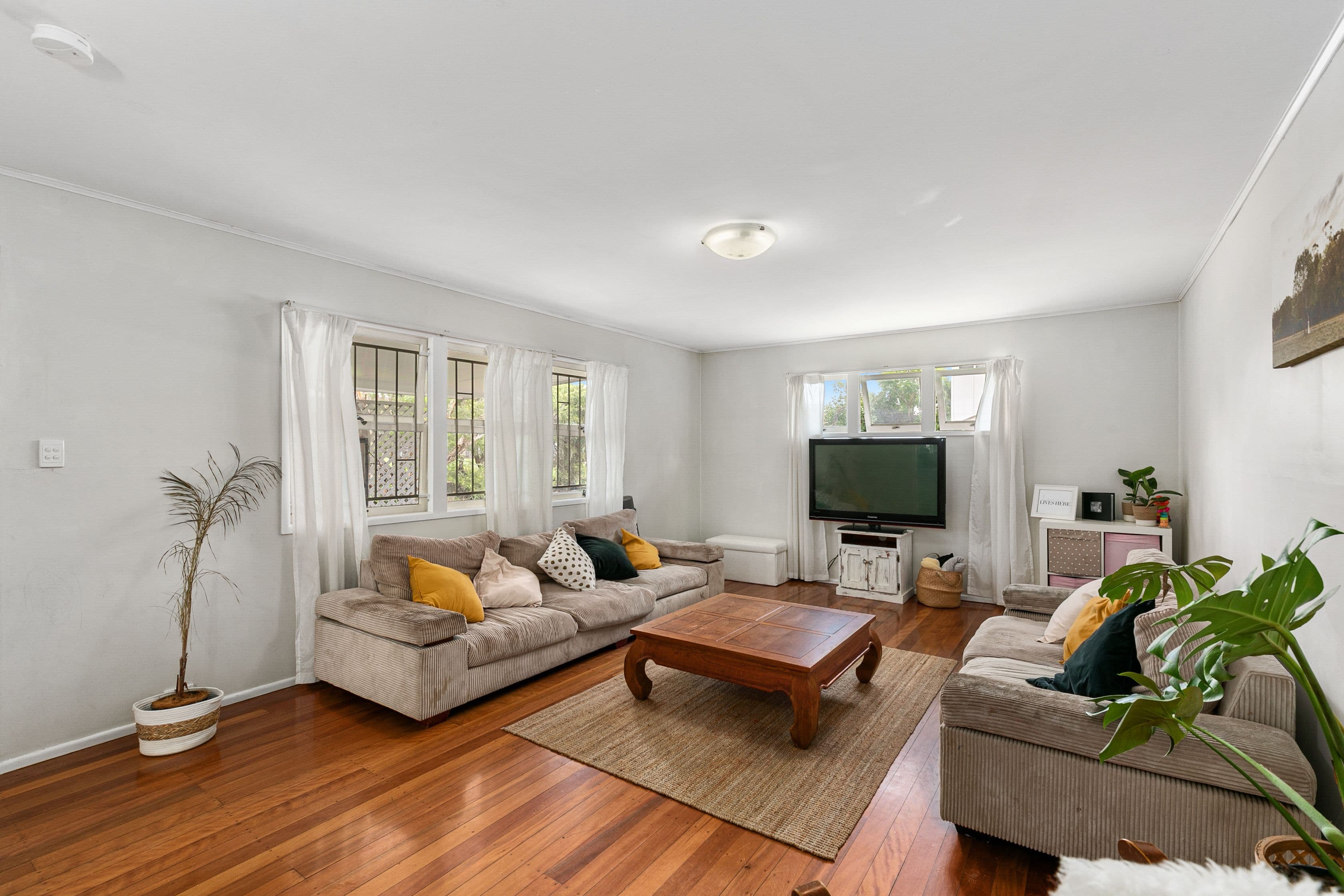 16 Coolong Street, Mount Gravatt East QLD 4122, Mount Gravatt East - Image 1