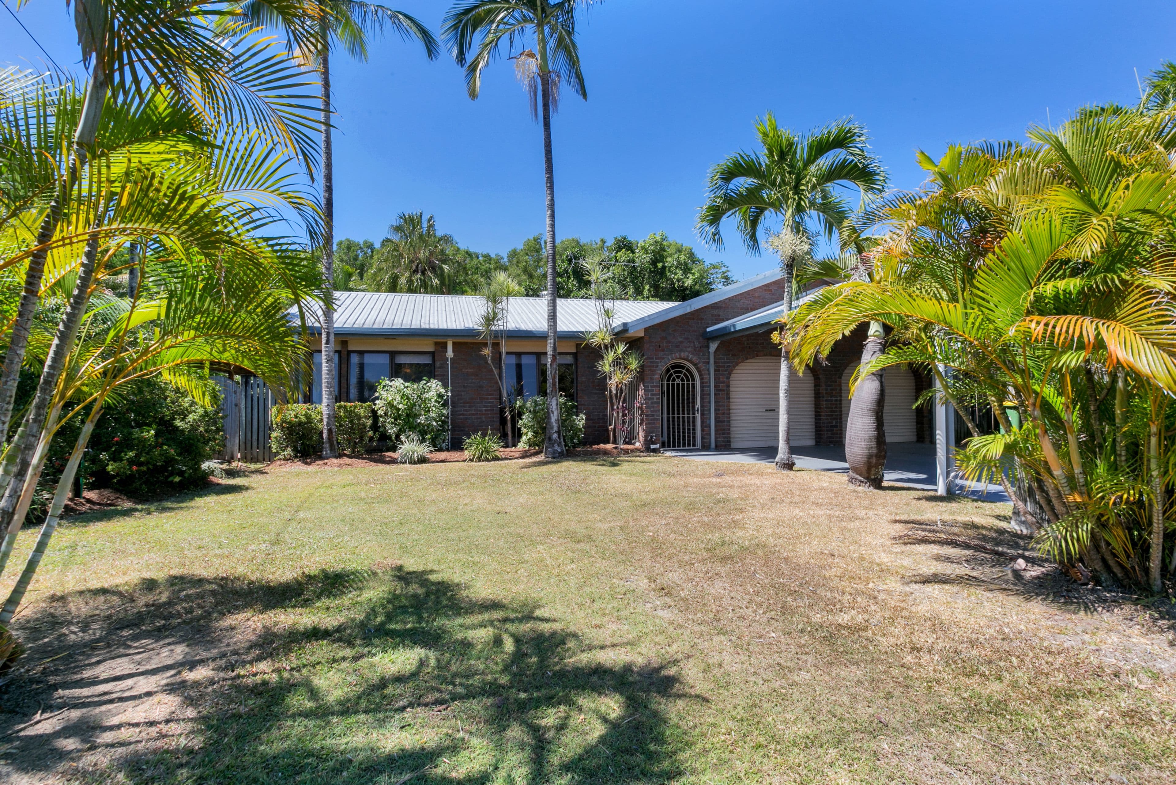 28 Strombus Avenue, Trinity Beach QLD 4879, Trinity Beach - Thumbnail 3