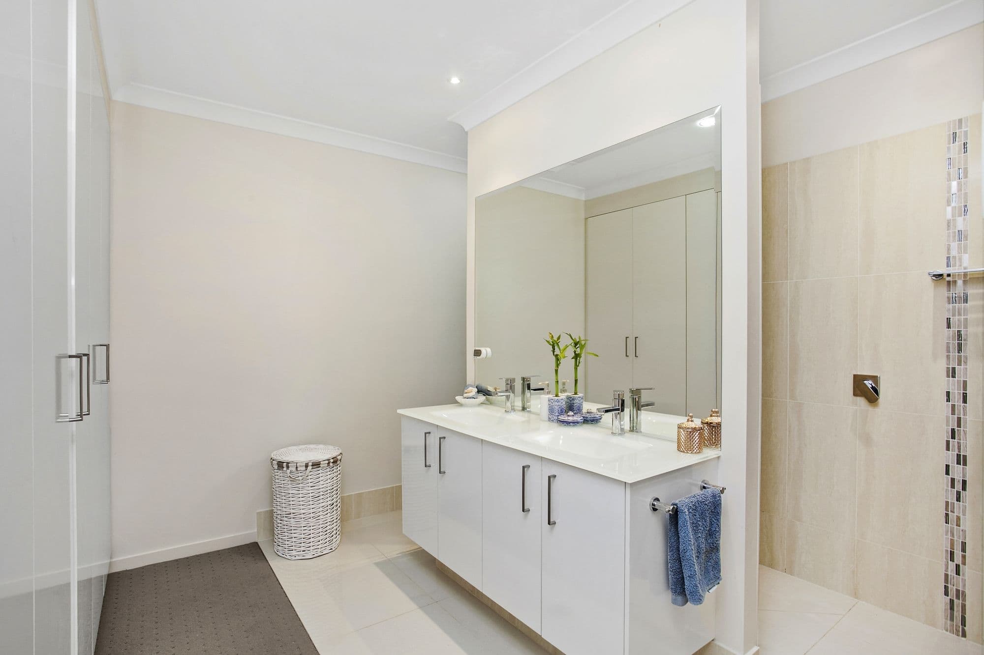 96 Birkdale Circuit, North Lakes QLD 4509, North Lakes - Thumbnail 7