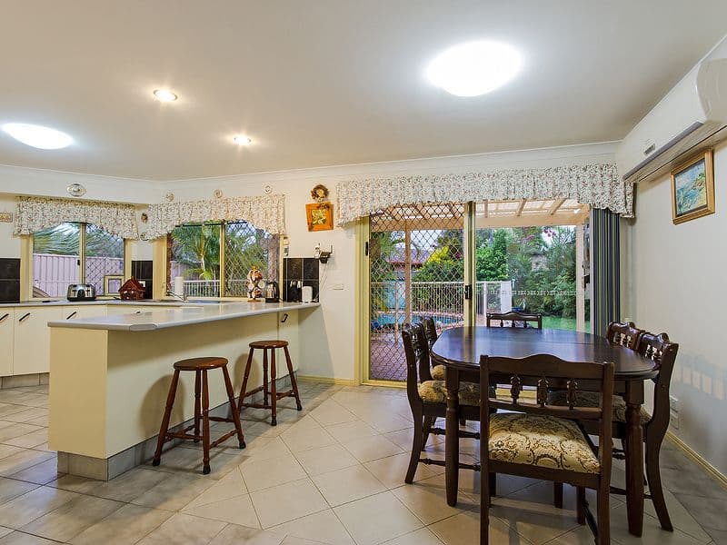 69 Auk Avenue, BURLEIGH WATERS QLD 4220, Burleigh Waters - Thumbnail 3