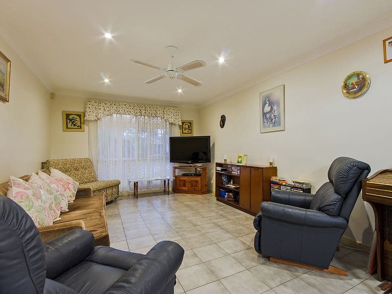 69 Auk Avenue, BURLEIGH WATERS QLD 4220, Burleigh Waters - Thumbnail 5